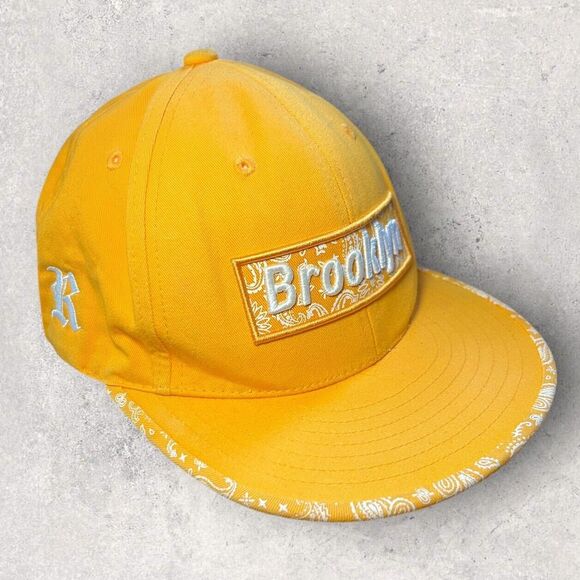 Brooklyn New York Embroidered Streetwear SnapBack Baseball Cap - Picture 1 of 6